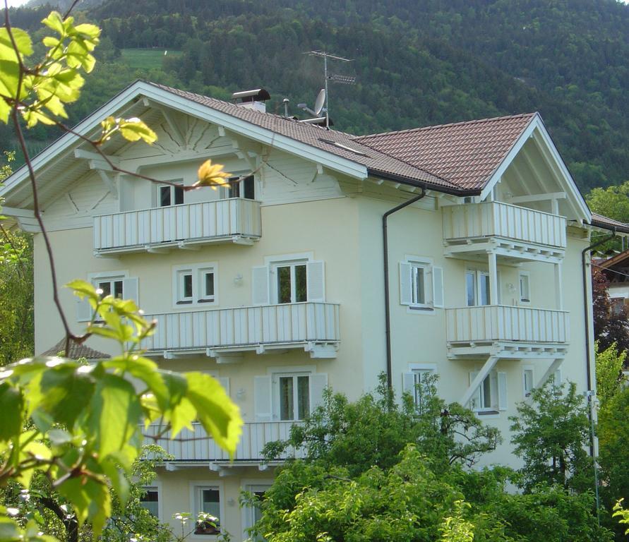 Residence Adler Tesimo Luaran gambar